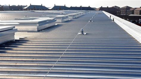 top trends  roofing  commercial buildings smart exteriors