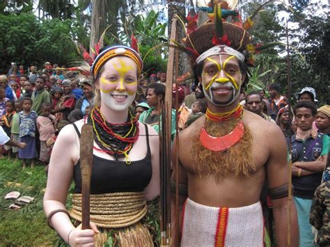 a traditional marriage ceremony in papua new guinea this modern couple both nurses working in