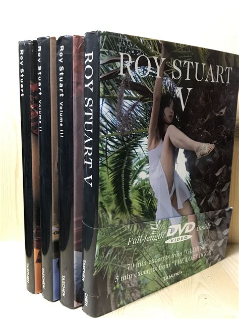 Crisantemo Mettere In Guardia Sfaccettatura Roy Stuart Volume 3 Pulire