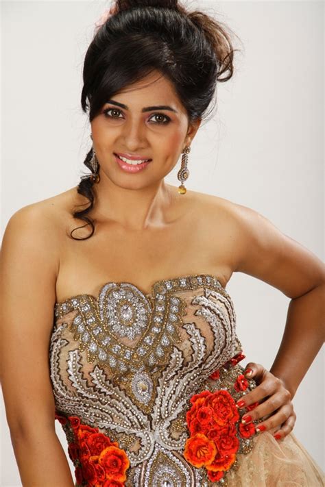 april fool movie new photos stills latest tamil actress