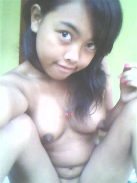 indonesian schoolgirl big boobs shaved pussy flashing self photos leaked
