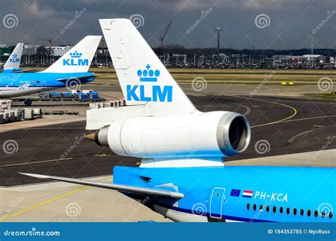 klm royal dutch airlines logo  mcdonnell douglas md  airplane   amsterdam schiphol