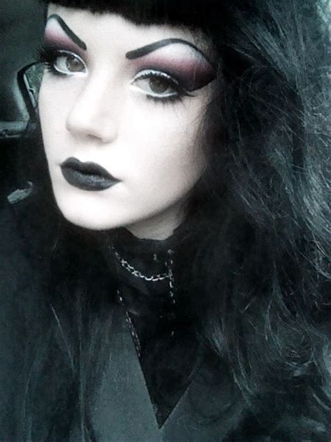 Pale And Pretty Love The Makeup Gothic Makeup