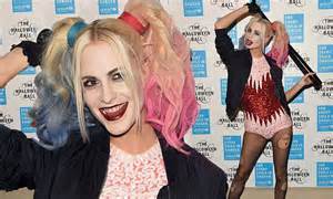 Poppy Delevingne Dresses As Suicide Squad S Harley Quinn