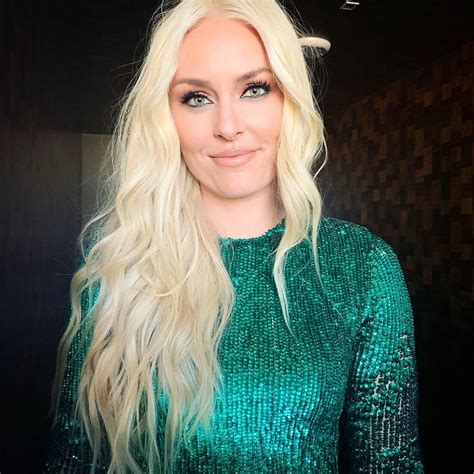 Beautiful Blonde Lindsey Vonn In Sexy Green Festive Dress