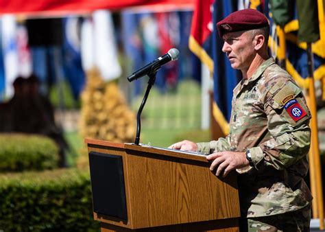 airborne division welcomes  leaders  fort bragg ceremony article  united states