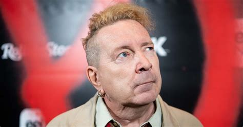 Sex Pistols Frontman Johnny Rotten Claims His Willy Was