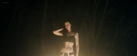 Nude Video Celebs Krysten Ritter Sexy Chelsea Schuchman