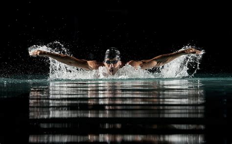 Breaststroke Swimmer Doing Breast Stroke Phone Wallpapers