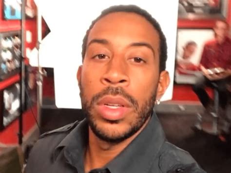 ludacris chicken and beer airport restaurant is finally here [video]