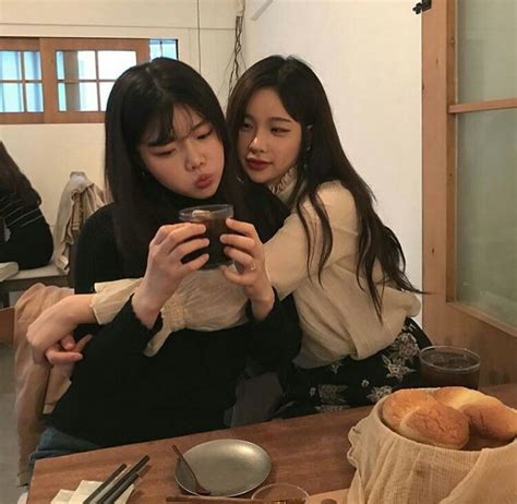 Lesbian Pictures Cute Lesbian Couples Korean Best Friends Girls