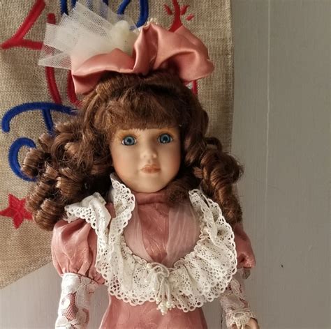 Toys Collector Choice Series By Dandee Victorian Style Porcelain Doll
