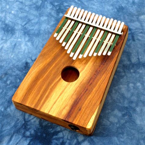 hugh tracey alto kalimba pu  hugh tracey kalimbas alto  treble