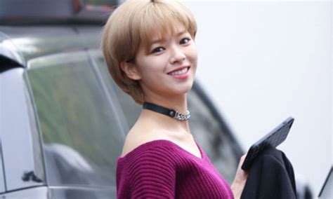 Twice Jungyeon Shows Off Her Sexy Charms With Latest Fall Trend — Koreaboo