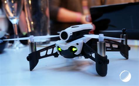 parrot mambo  nouveau drone de    euros