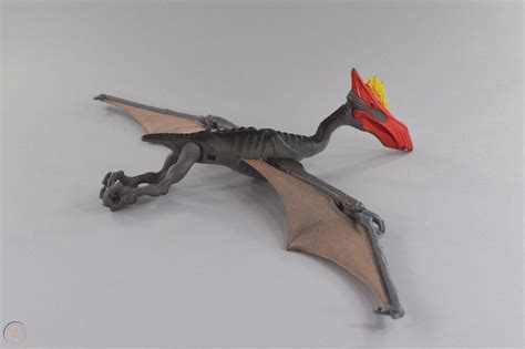 Jurassic Park Series 2 Quetzalcoatlus Firebeak W Attack Beak And Talons