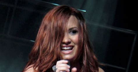 Demi Lovato Suffers Nip Slip During Dallas Concert E Online