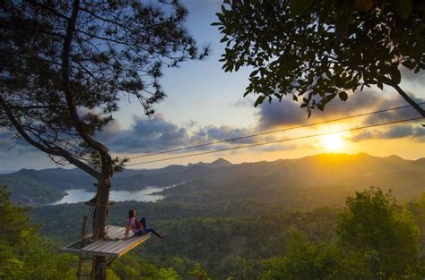 wisata alam kalibiru kulon progo yogyakarta bayubaracom