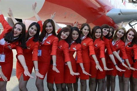 Malaysian Airlines’ Flight Attendant Uniforms Deemed ‘too