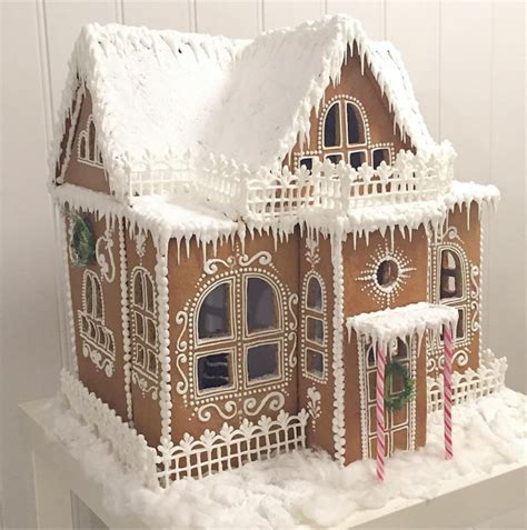 amazing gingerbread houses thatll     holiday spirit