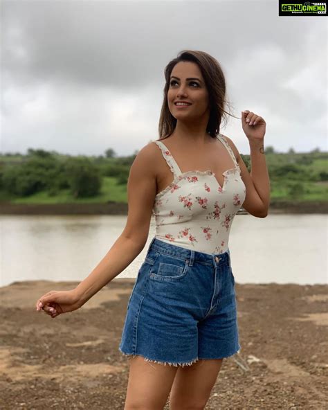 Anita Hassanandani Instagram Because When You Stop And Look Around