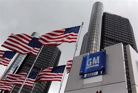 faced  lawsuits general motors  headed   bankruptcy court