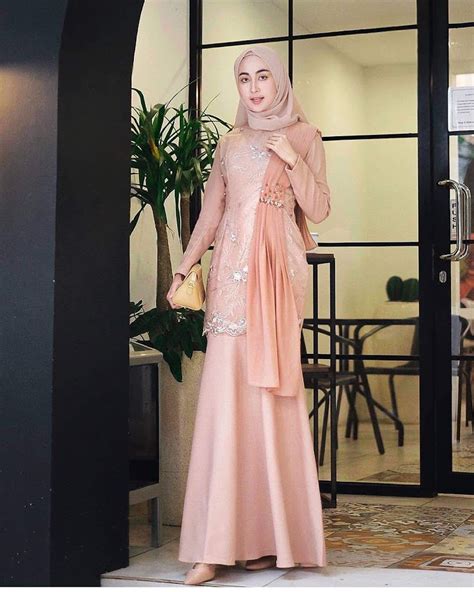 Kayu Sirih Referensi Model Gaun Dan Kebaya Gamis Untuk Bridesmaid