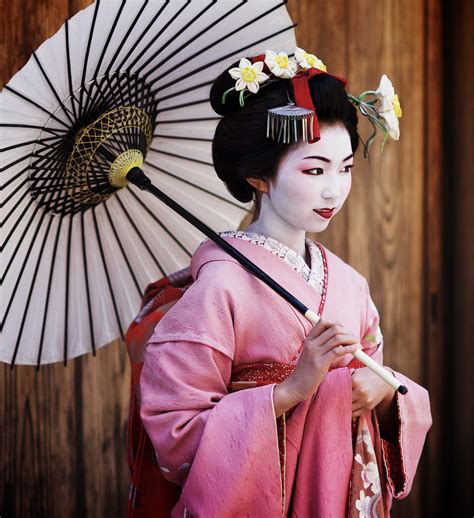 maiko henshin japanese girl at sannen zaka street kyoto … flickr