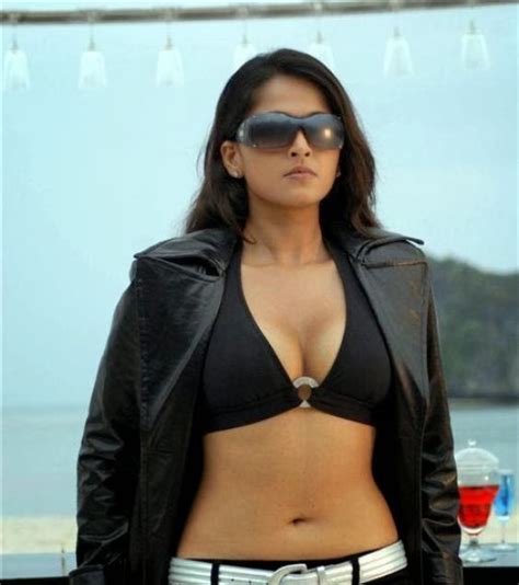 indian sex stories anushka shetty without dress leaked latest pics indian actress anushka