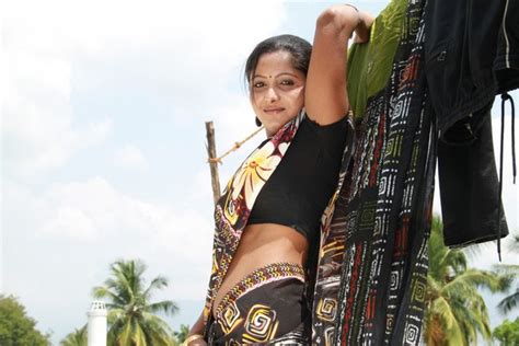 Hot Desi Tamil Aunty Hot And Spicy In Saree Photo Album