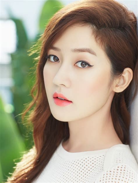 korean actress yu ri sung picture gallery