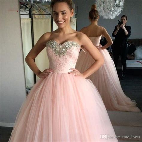 Luxury Crystals Pink Ball Gown Quinceanera Dresses Tulle