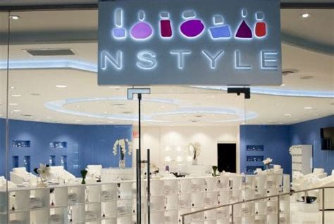 nstyle nail lounge opens  montreal  kit