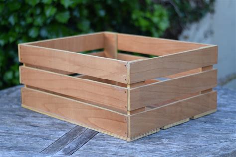 build  wooden crate