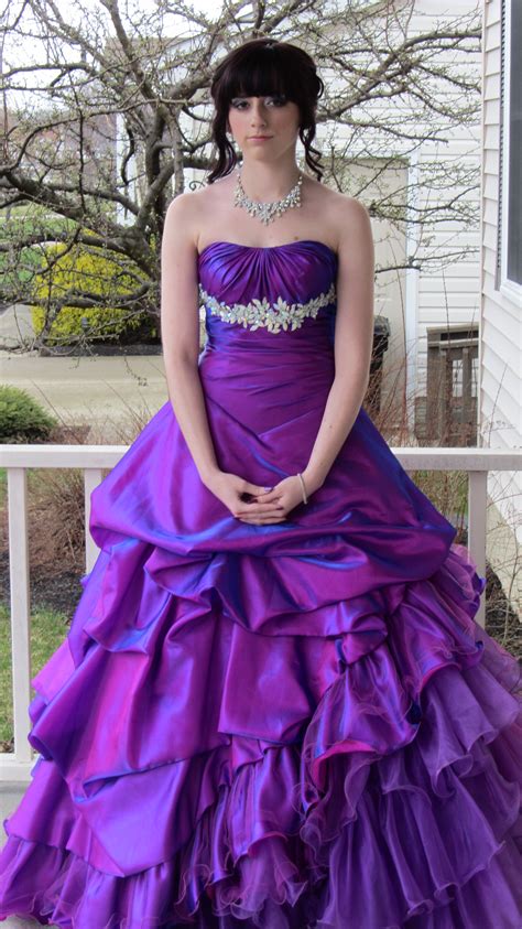 my prom dress by chaosblast06 on deviantart