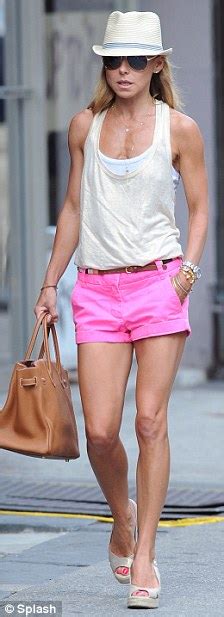Kelly Ripa Stands Out From The Crowd In Hot Pink Shorts As Temperatures