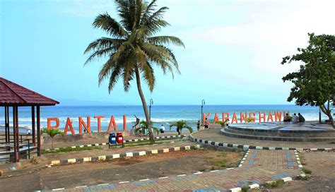 wisata pantai  jawa barat