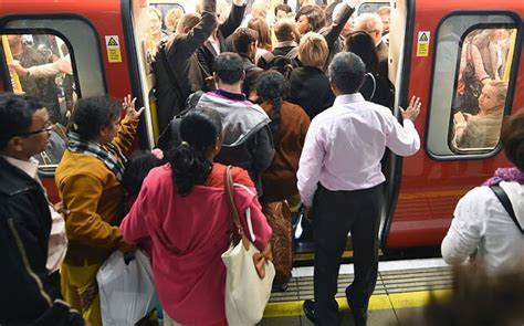 how to behave on the tube unbreakable rules of the london underground telegraph