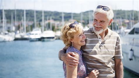 7 ways to travel more in retirement