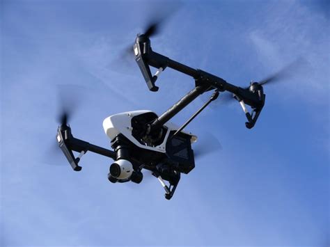 comment fixer une camera gopro sur  drone le comptoir web