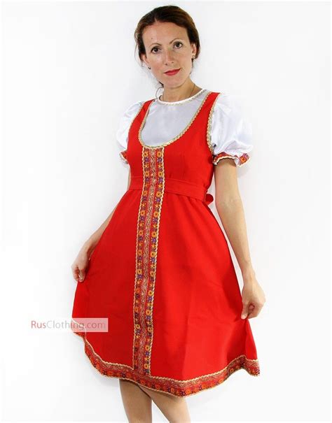 Russian Traditional Clothing For Women With Images Russian Clothing