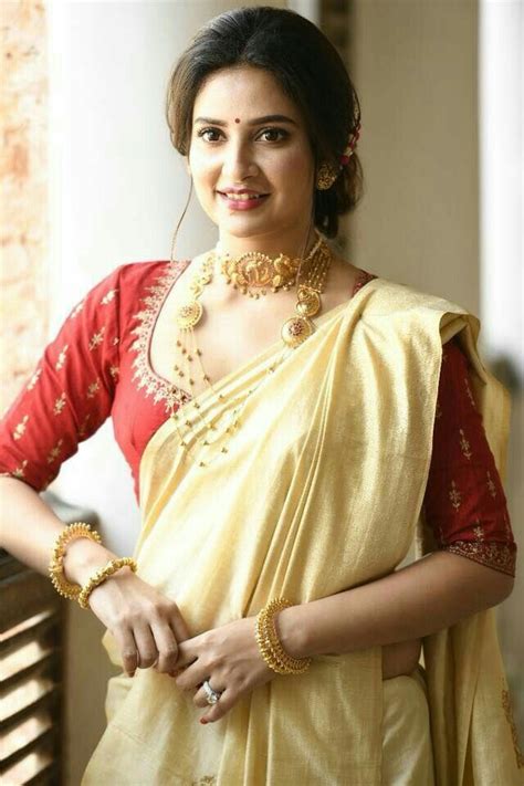 SUBHASREE GANGULY | Trendy outfits, Bengali saree, Bengali