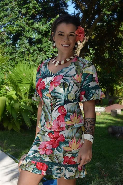Épinglé sur tahitian dress local style tahitiangirl