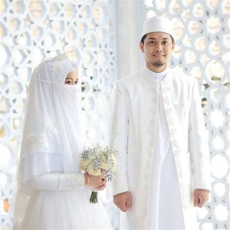 cantik nan teduh ini deretan inspirasi busana pengantin bercadar