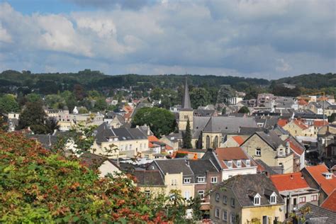 valkenburg sfeervolle stad  limburg vakantiegevoel  eigen land