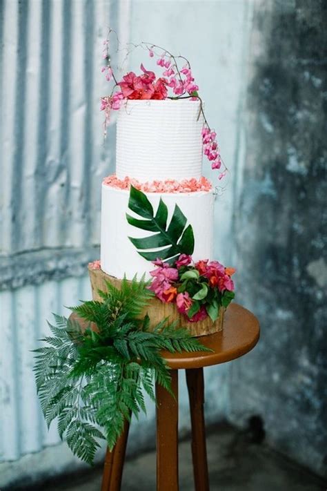 33 beautiful and yummy tropical wedding cakes weddingomania