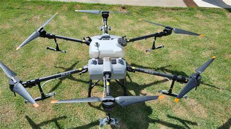 dji inicia ensaios em voo  drone de pulverizacao agras   brasil
