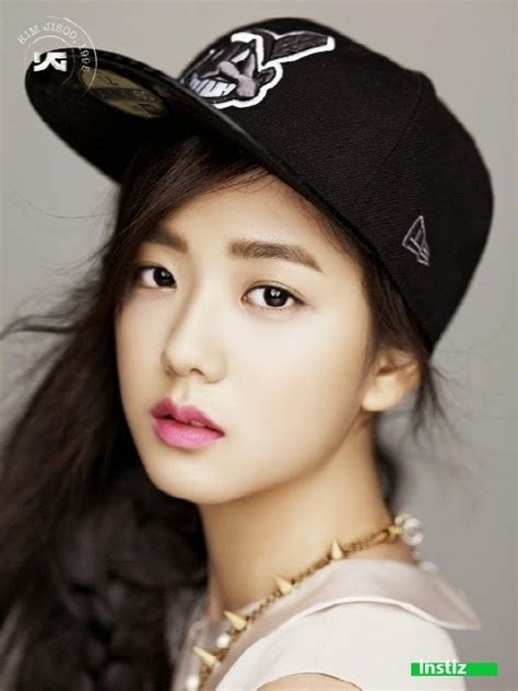 Kim Jisoo S Heart Shaped Lips ~ Yg Press