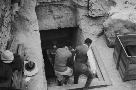 The Excavation Of Tutankhamun’s Tomb Tutankhamun King