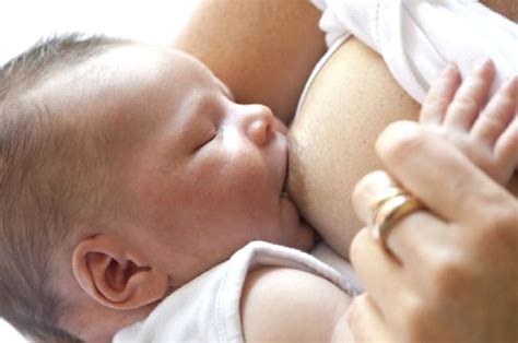 breastfeeding hygiene tips to help all new mothers